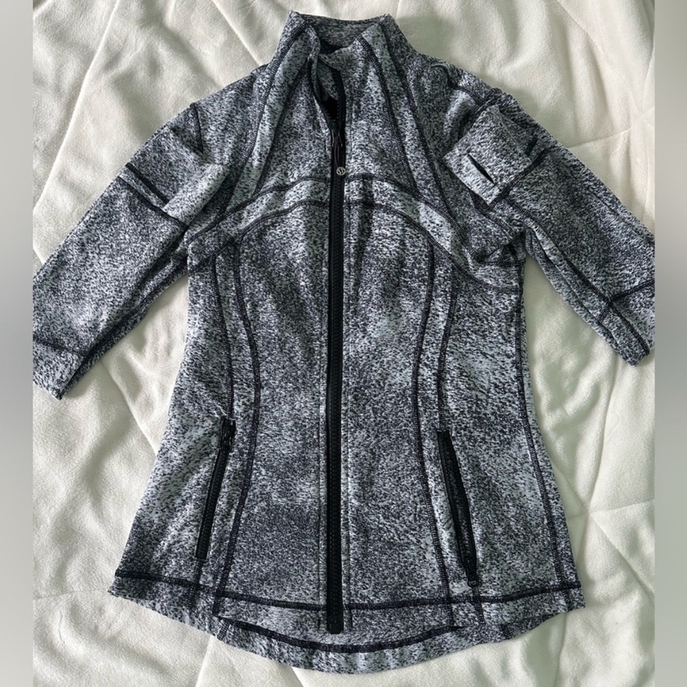 Lululemon define jacket - size 8
